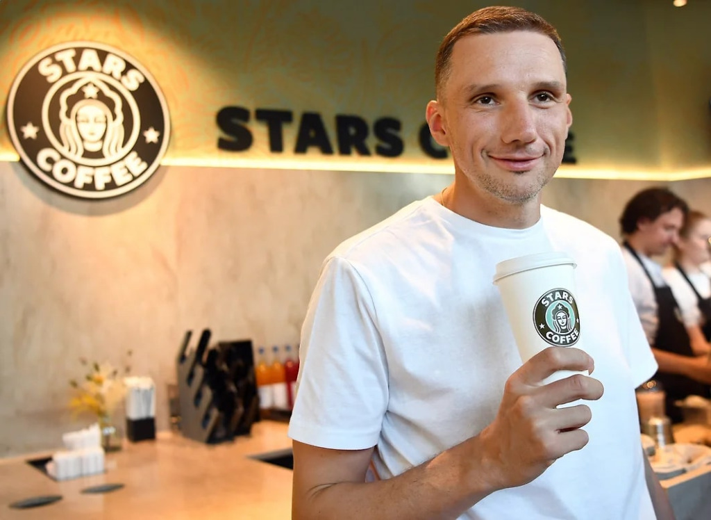 Бренд Starbucks снимают с защиты.jpg