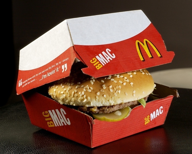 McDonald's лишился прав на использование бренда Big Mac для продуктов из курицы в ЕС.jpg