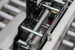 Заклейщик коробов Hualian Machinery FXJ-2550X в Санкт-Петербурге, фото 7