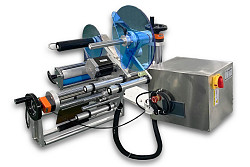 Автоматический встраиваемый этикетировщик Hualian Machinery HL-A600D (верхн. подача, W пленки до 600 мм) в Санкт-Петербурге, фото